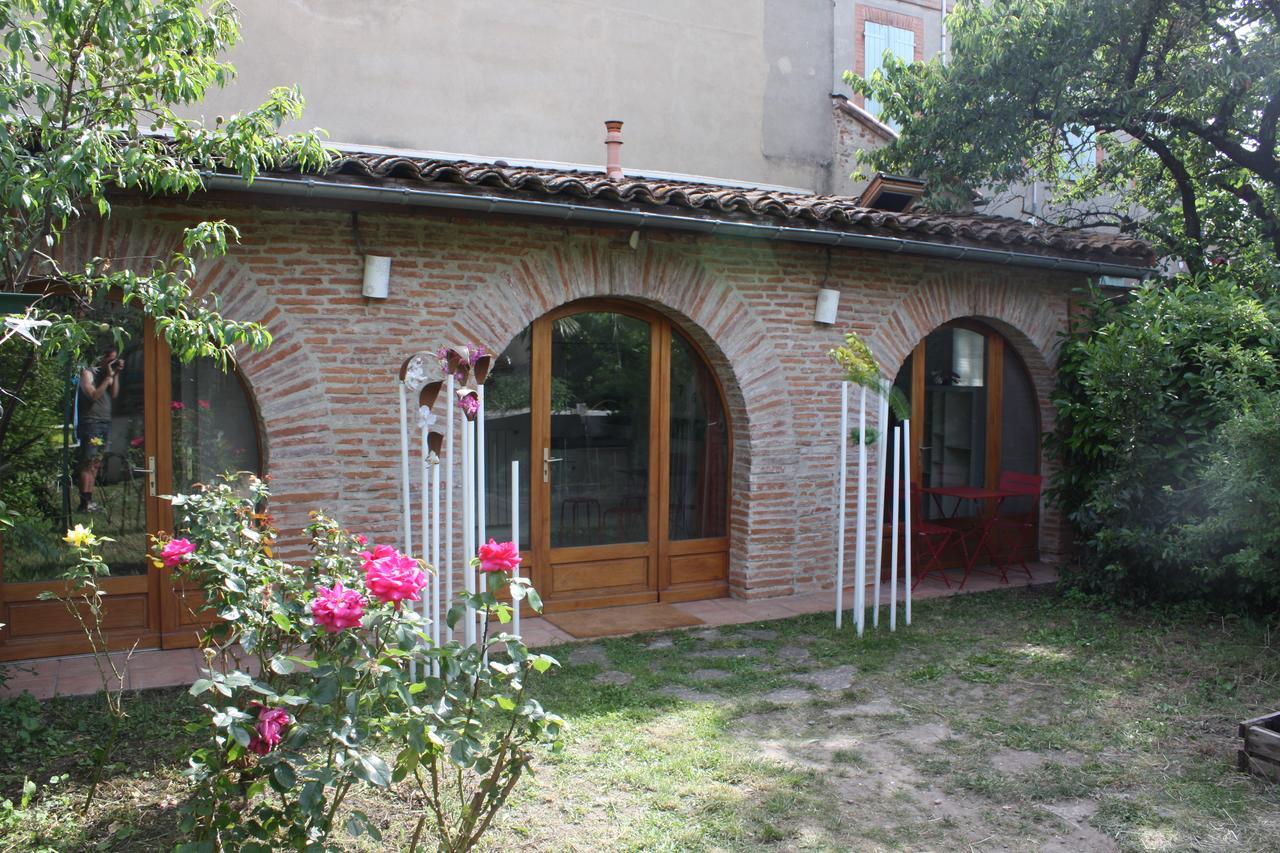 Le Merle Rose Тулуза Екстериор снимка